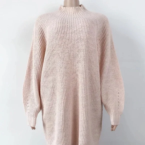 Oversized Cream Knit Sweater ❄️ - Picture 4 of 4